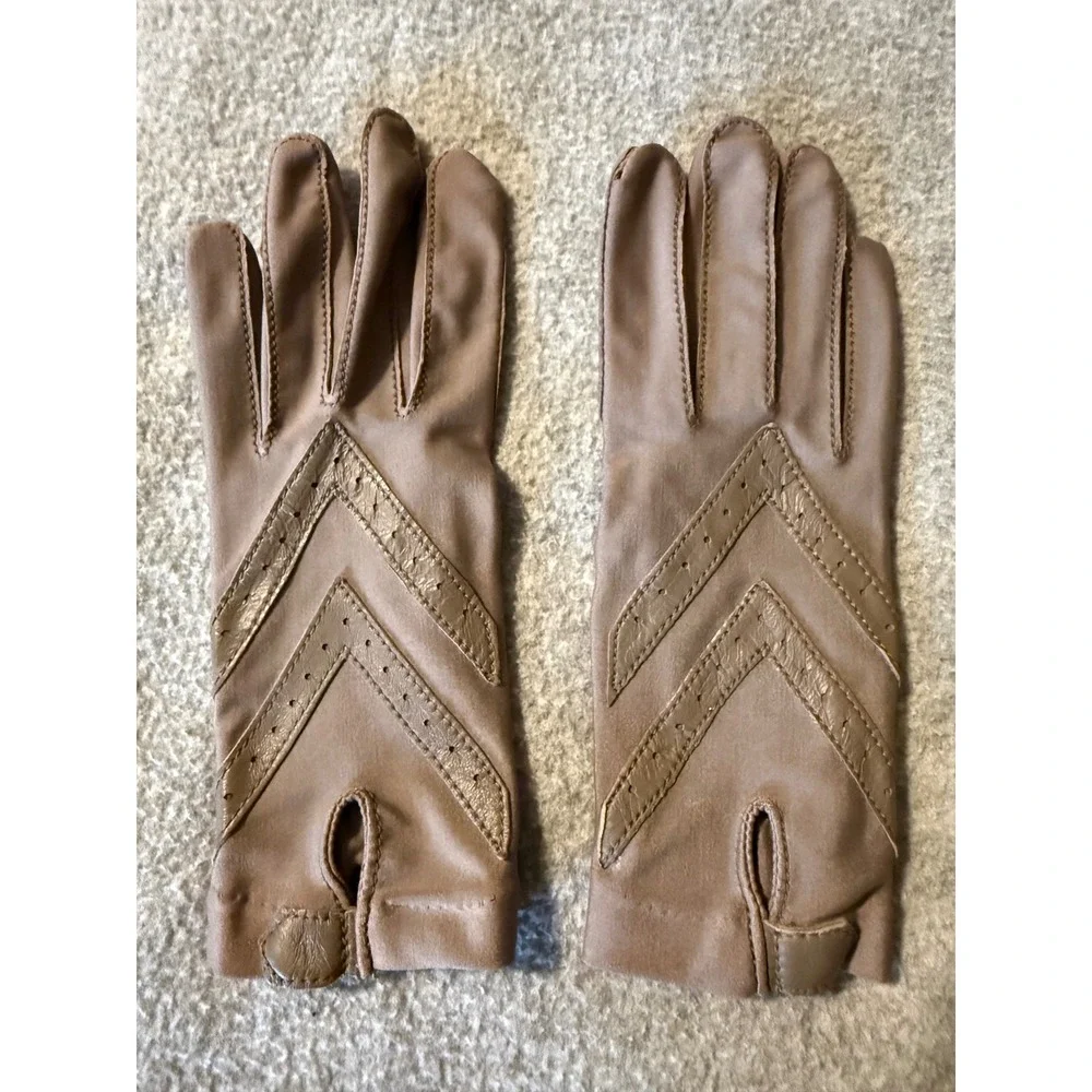 Vintage Aris Isotoner Driving Gloves Taupe Brown Leather Chevron Spandex Womens
